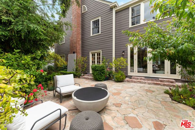 4530 W 8th Street, Los Angeles, CA 90005