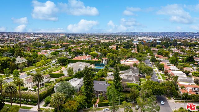 4530 W 8th Street, Los Angeles, CA 90005