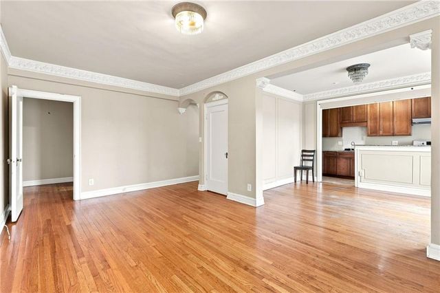 309 E Emanuel Cleaver Boulevard 404, Kansas City, MO 64112