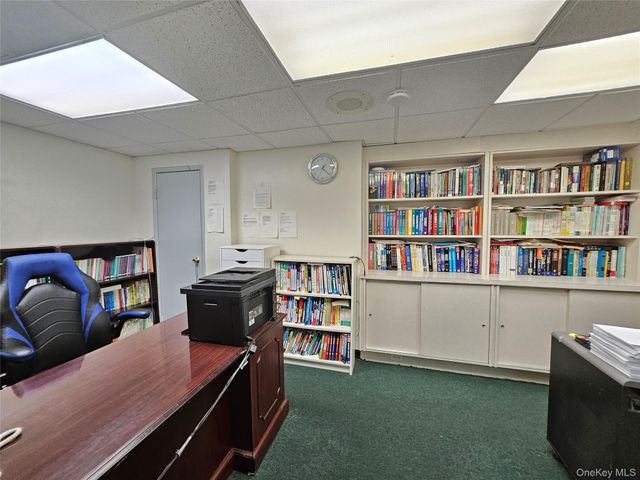 19217 47 Avenue A, Flushing, NY 11358