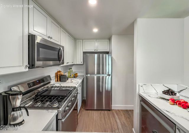 1948 Heywood Street L, Simi Valley, CA 93065