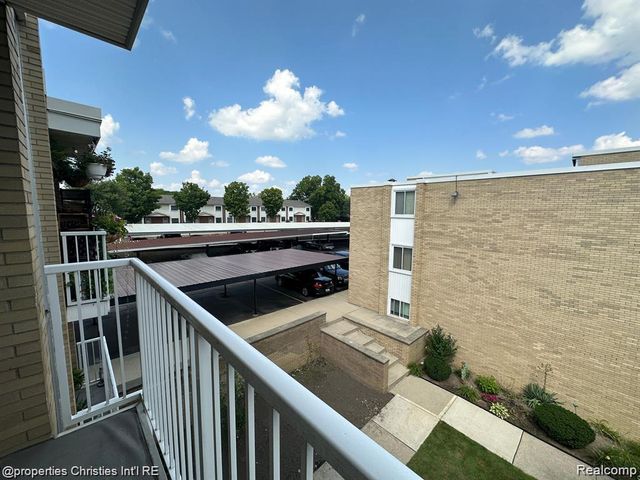 4917 Crooks Road H4, Royal Oak, MI 48073