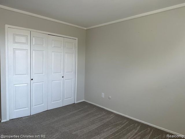 4917 Crooks Road H4, Royal Oak, MI 48073