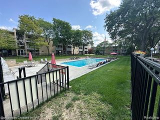 4917 Crooks Road H4, Royal Oak, MI 48073
