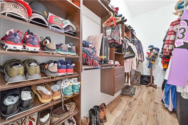 5122 Monza CT, Ave Maria, FL 34142