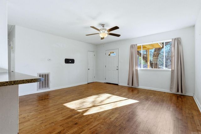 24 Bellemeade Dr, Little Rock, AR 72204