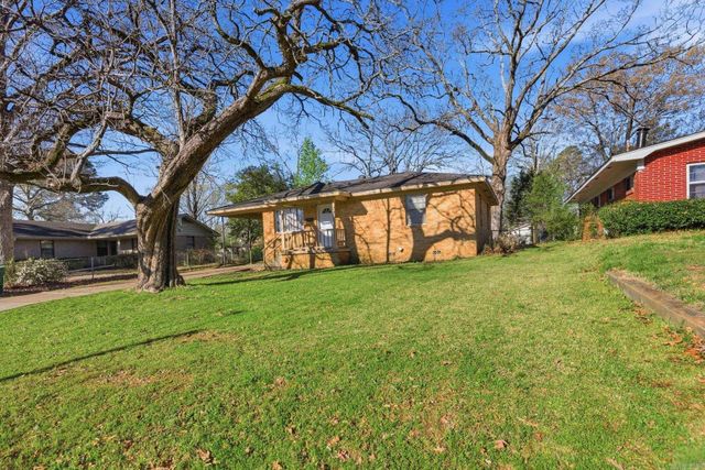 24 Bellemeade Dr, Little Rock, AR 72204