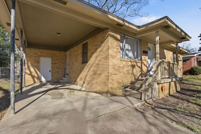 24 Bellemeade Dr, Little Rock, AR 72204