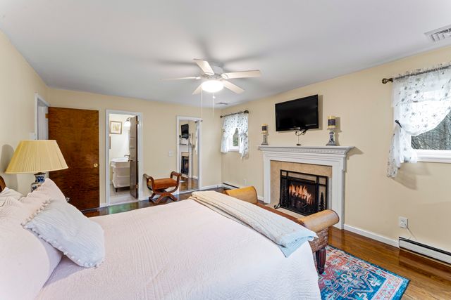 8 Glenview Road, Sherman, CT 06784