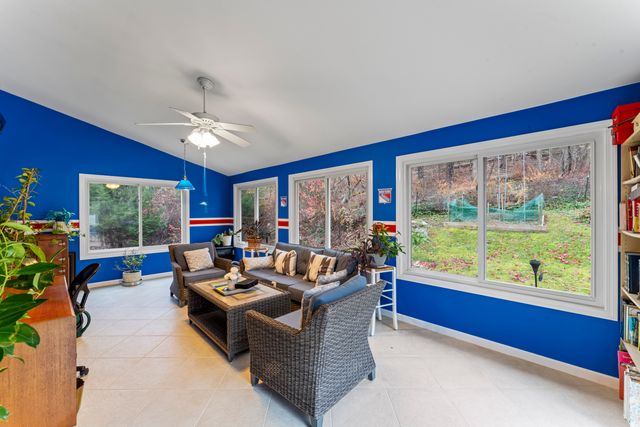 8 Glenview Road, Sherman, CT 06784