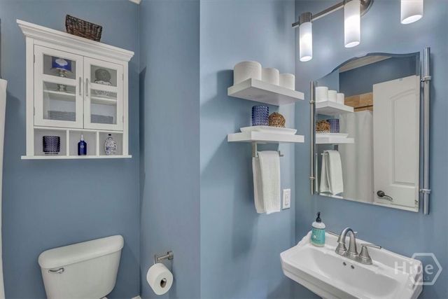 176 Crosswinds Drive, Richmond Hill, GA 31324