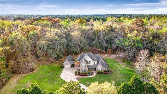 176 Crosswinds Drive, Richmond Hill, GA 31324