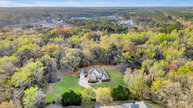 176 Crosswinds Drive, Richmond Hill, GA 31324