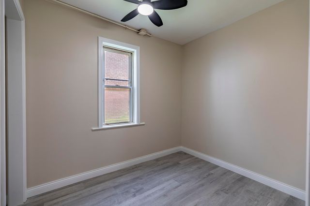 2604 Schrage Avenue, Whiting, IN 46394