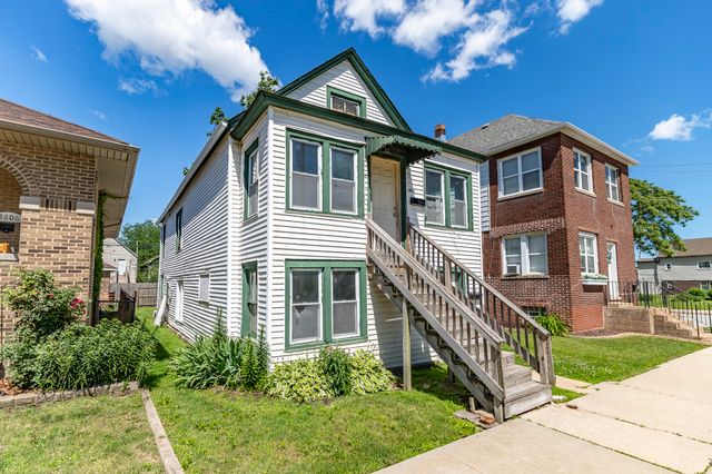 2604 Schrage Avenue, Whiting, IN 46394