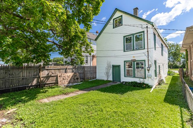 2604 Schrage Avenue, Whiting, IN 46394