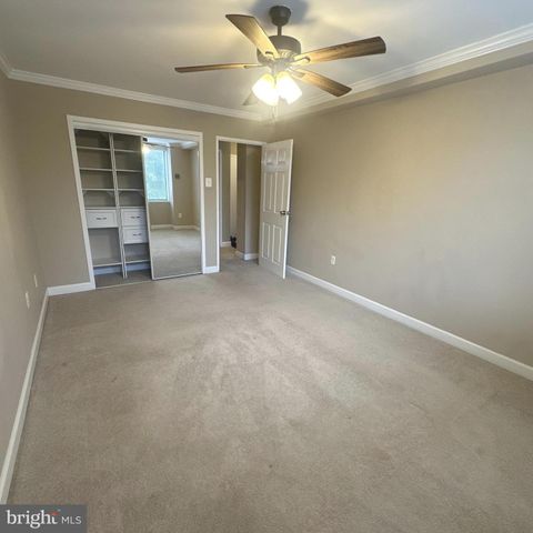 6641 WAKEFIELD DR #219, Alexandria, VA 22307