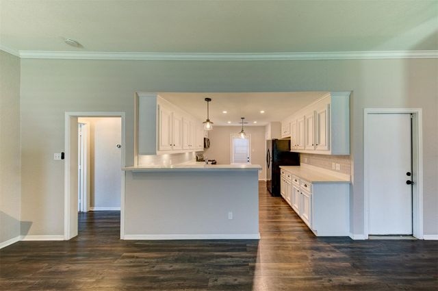 402 Live Oak Lane, Friendswood, TX 77546