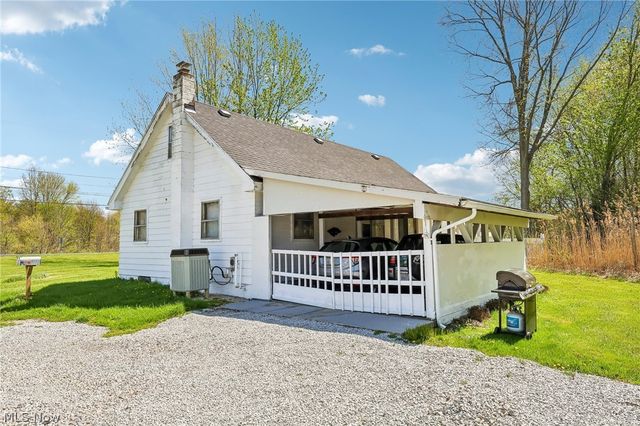 3855,3871 N Broadway, Geneva, OH 44041