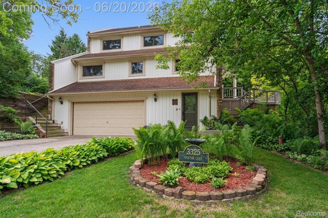 3325 Proctor Lane, Oakland Charter Township, MI 48363