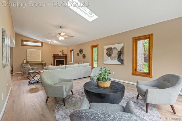 3325 Proctor Lane, Oakland Charter Township, MI 48363