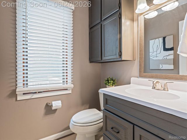 3325 Proctor Lane, Oakland Charter Township, MI 48363