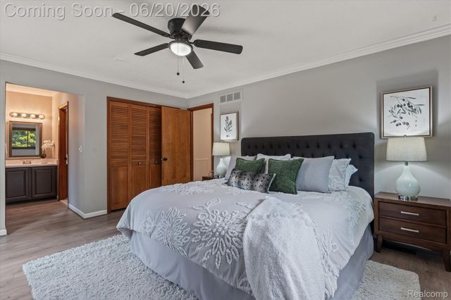 3325 Proctor Lane, Oakland Charter Township, MI 48363