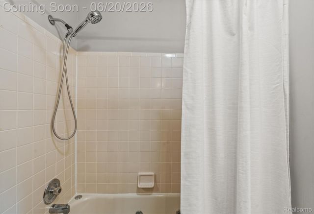 3325 Proctor Lane, Oakland Charter Township, MI 48363