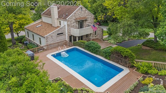 3325 Proctor Lane, Oakland Charter Township, MI 48363