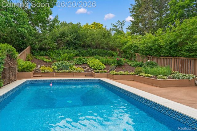 3325 Proctor Lane, Oakland Charter Township, MI 48363