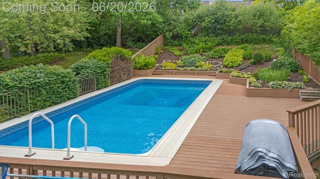 3325 Proctor Lane, Oakland Charter Township, MI 48363