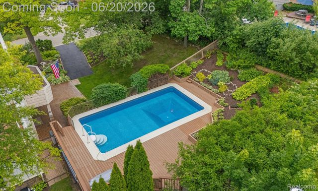 3325 Proctor Lane, Oakland Charter Township, MI 48363