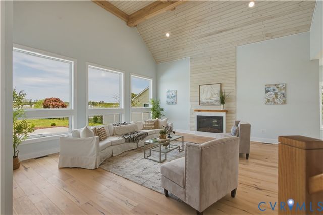 1355 Cowart Rd, Lottsburg, VA 22511