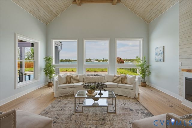 1355 Cowart Rd, Lottsburg, VA 22511