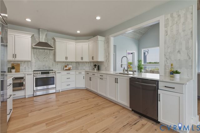 1355 Cowart Rd, Lottsburg, VA 22511