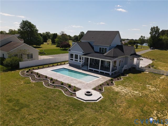 1355 Cowart Rd, Lottsburg, VA 22511
