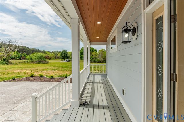 1355 Cowart Rd, Lottsburg, VA 22511