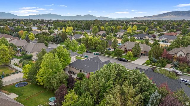 6684 W AVERY AVE, Highland, UT 84003