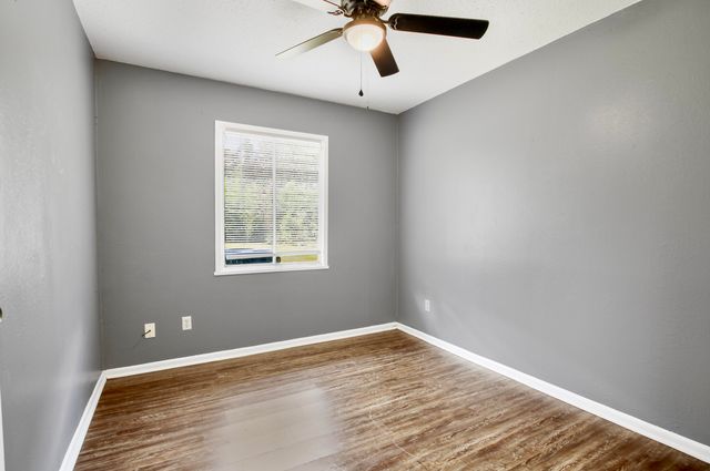 1104 Anderson Dr, Leesville, LA 71446