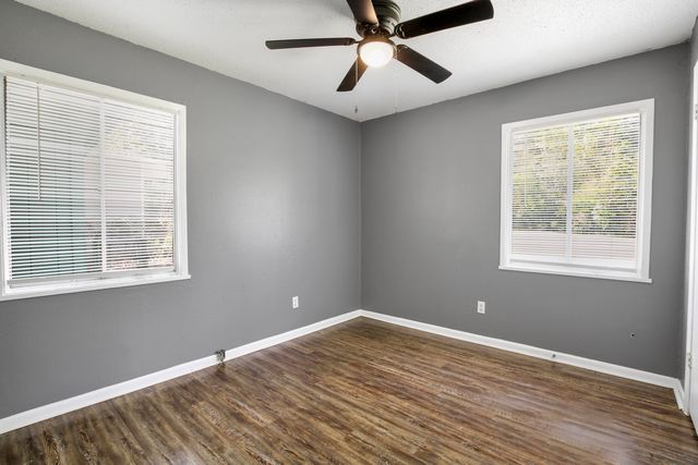 1104 Anderson Dr, Leesville, LA 71446