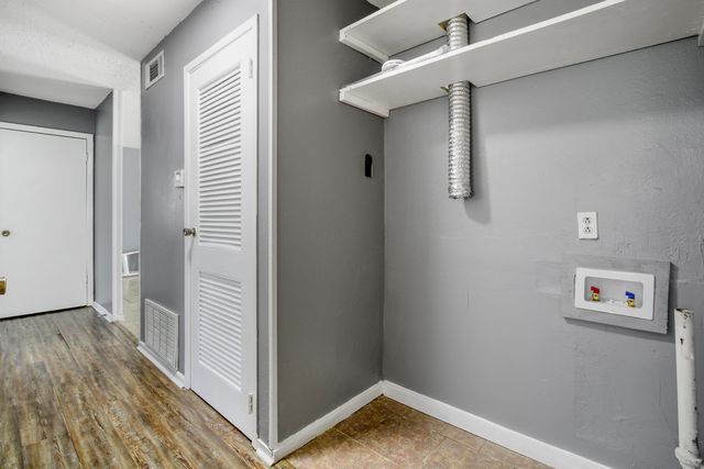 1104 Anderson Dr, Leesville, LA 71446