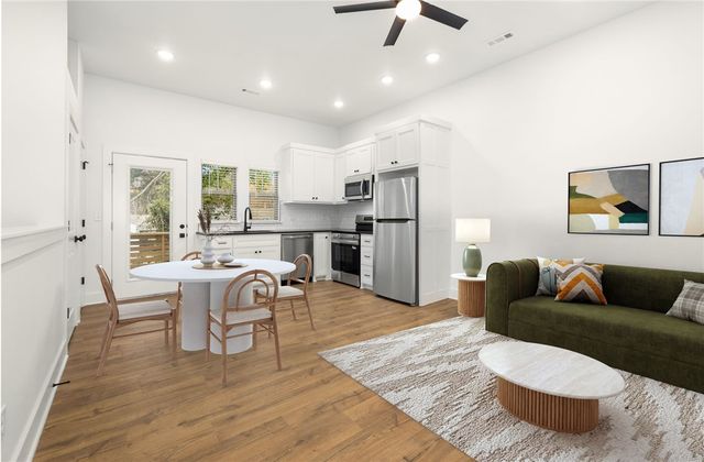 531 S Wood Avenue 4, Fayetteville, AR 72701