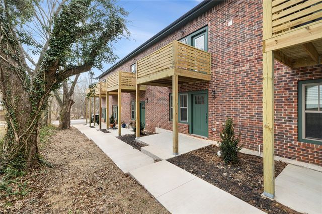 531 S Wood Avenue 4, Fayetteville, AR 72701