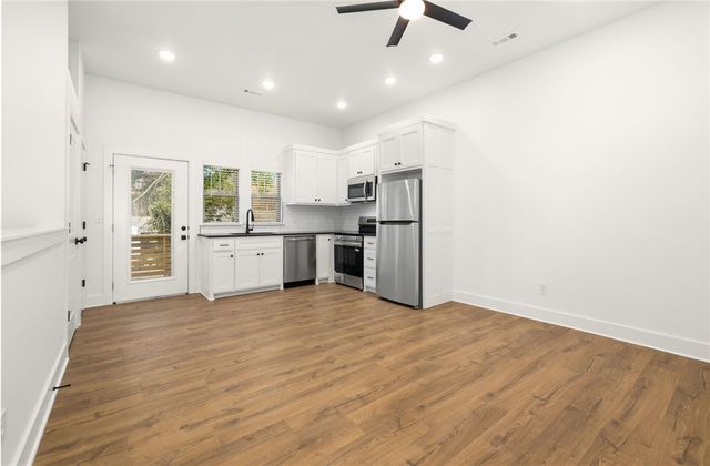 531 S Wood Avenue 4, Fayetteville, AR 72701