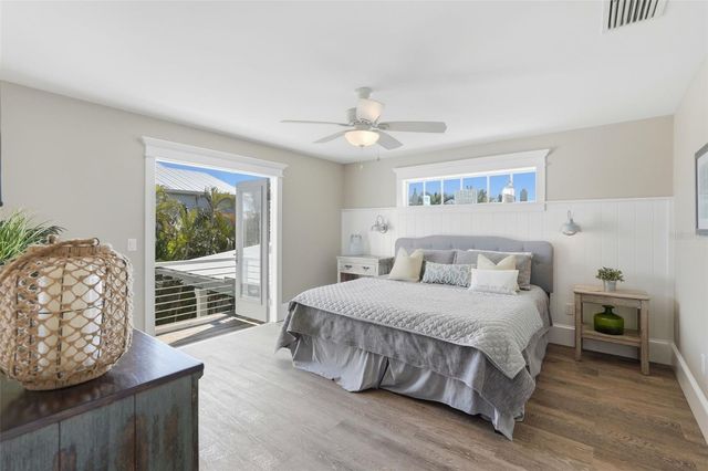 213 84TH STREET, Holmes Beach, FL 34217