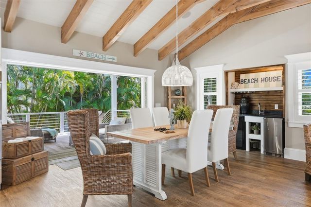 213 84TH STREET, Holmes Beach, FL 34217