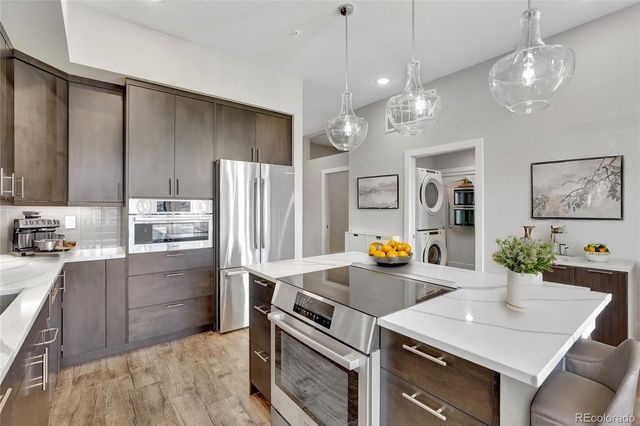 6618 E Lowry Boulevard 210, Denver, CO 80230