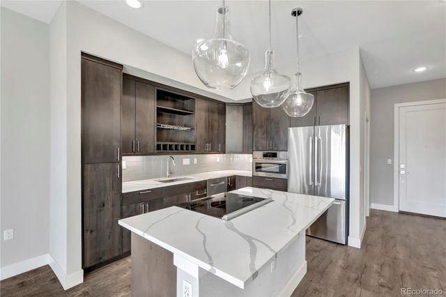 6618 E Lowry Boulevard 210, Denver, CO 80230