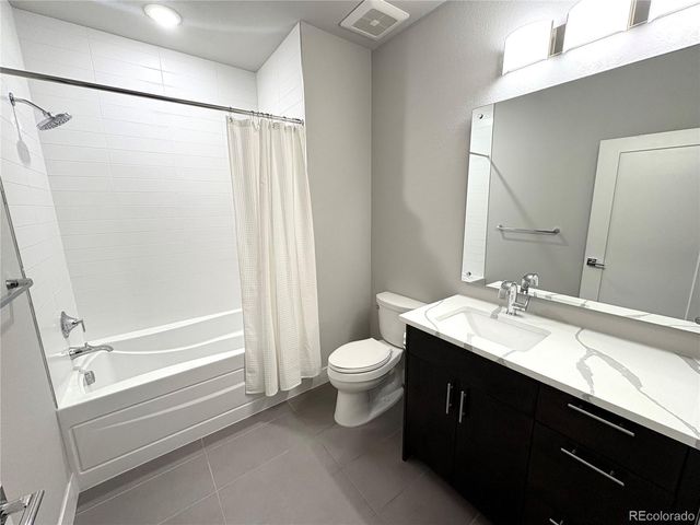 6618 E Lowry Boulevard 210, Denver, CO 80230