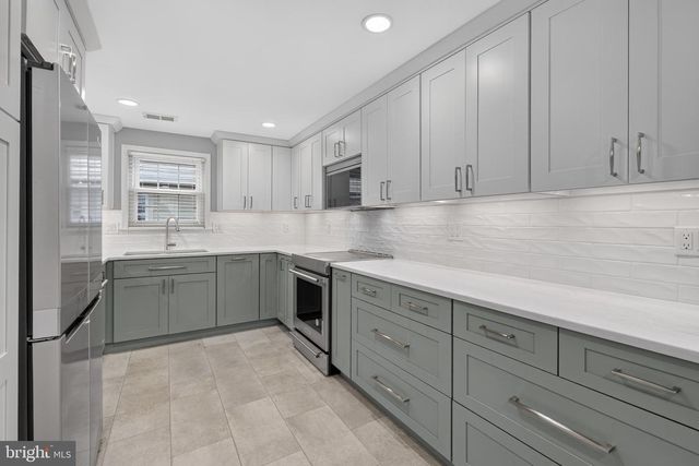 7452 CROSS GATE LN, Alexandria, VA 22315